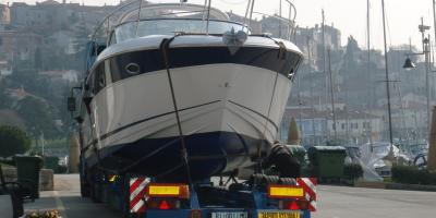 Transport of vessel Bavaria yacht