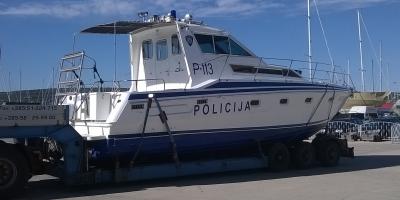 Transport policijskog broda